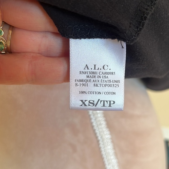 A.L.C. Carrie Flutter sleeve Tee size XS - Picture 6 of 6